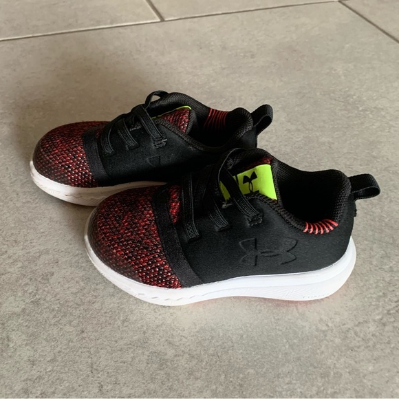 Under Armour Toddler Sneakers Size 5 - Picture 2 of 4